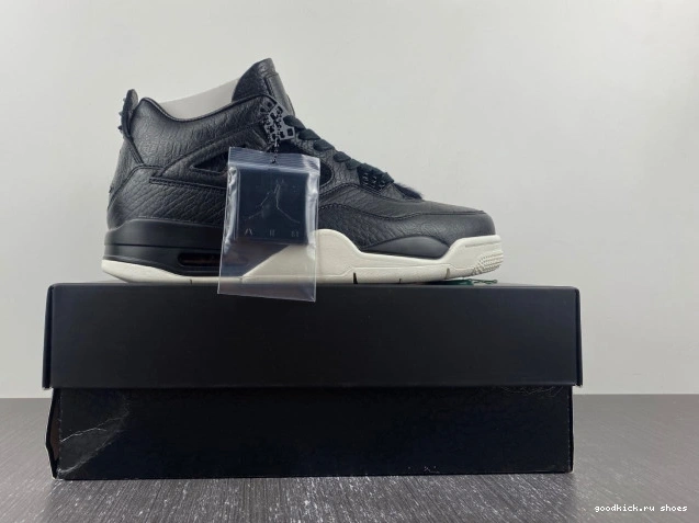 4 Retro Jordan 819139-010 Pony Hair Black 0807